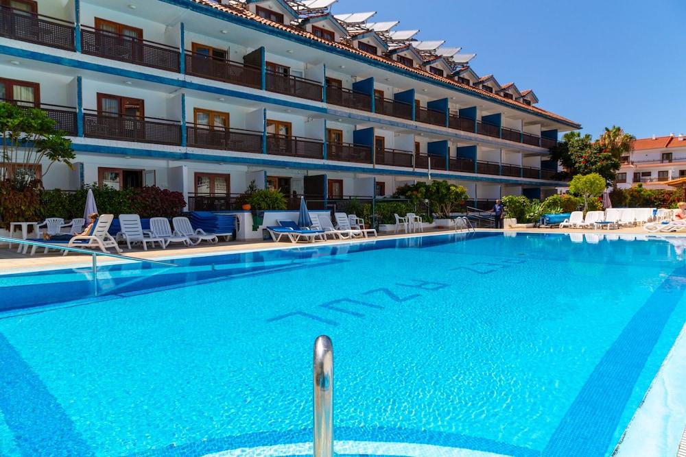 Apartamentos Pez Azul Πουέρτο Ντε Λα Κρουζ Εξωτερικό φωτογραφία