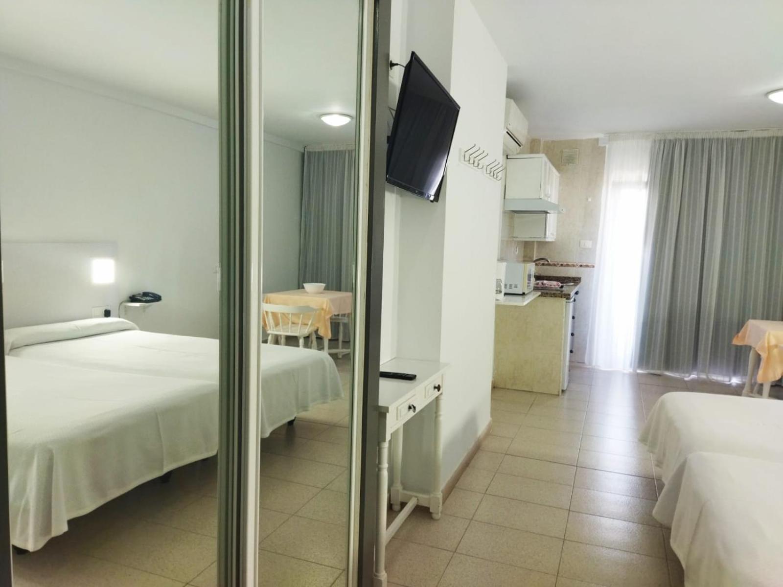 Apartamentos Pez Azul Πουέρτο Ντε Λα Κρουζ Εξωτερικό φωτογραφία